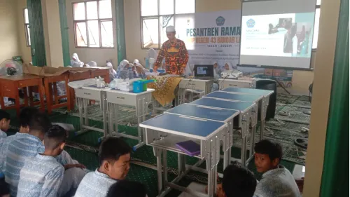 SMPN 43 Bandar Lampung Gelar Pesantren Ramadhan 1446 H, Bekali Siswa Keterampilan Kepengurusan Jenazah